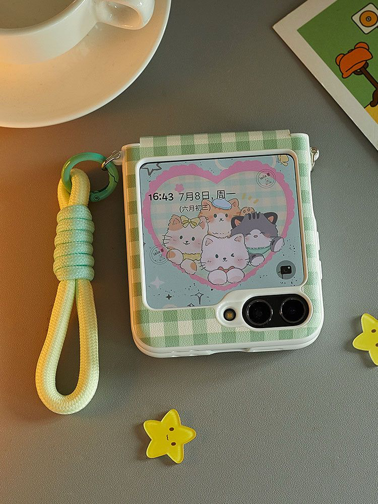 Cuddle Pop Z Flip Case