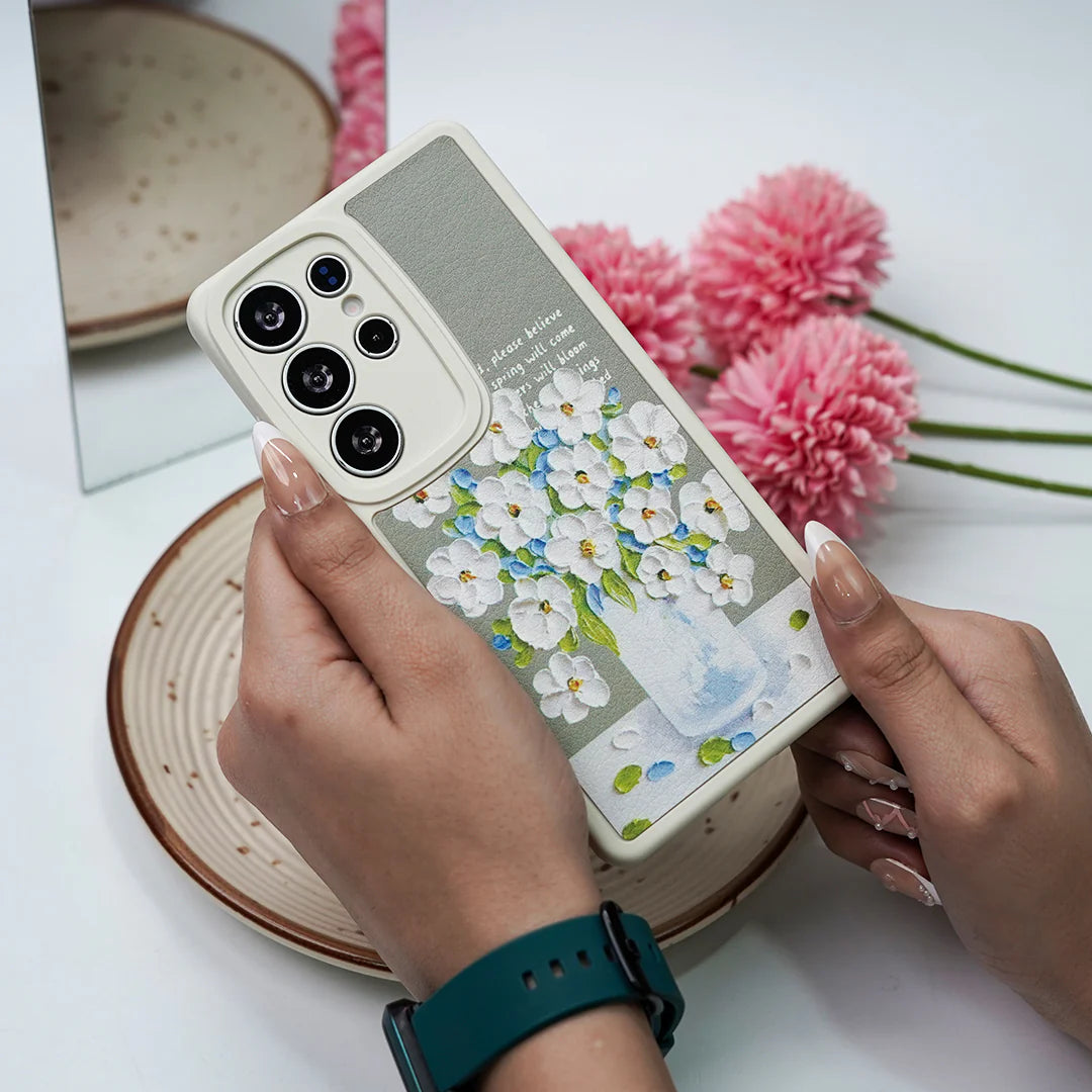 Simple white flower mobile back cover
